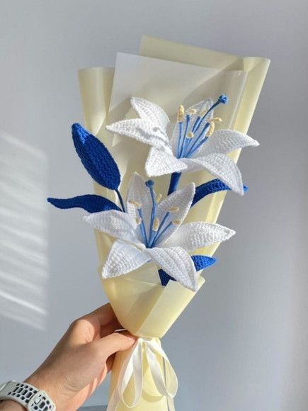 Lilly flower Bouquet